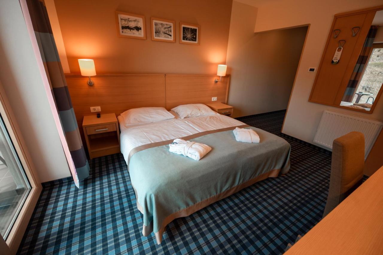 Wellness Hotel Montis Мозирє Екстер'єр фото